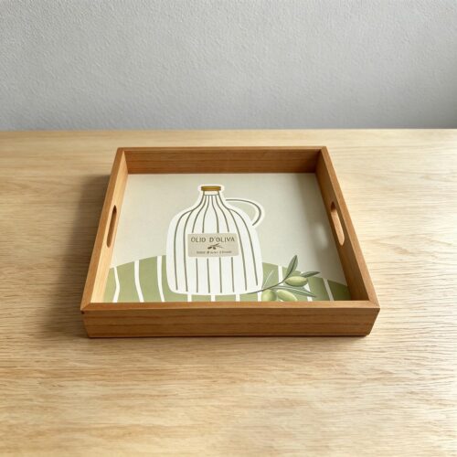 Kitchen & Dining